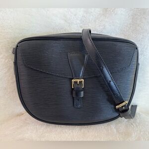 LOUIS VUITTON Jeune Fille MM Epi Leather Bag